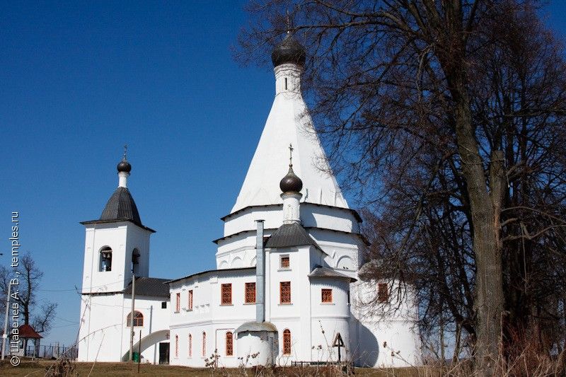 Городня, вотчина князя Я. Н. Одоевского с церковью Воскресения Словущего (Московская обл.) Городня, вотчина князя Я. Н. Одоевского с церковью Воскресения Словущего (Московская обл.)