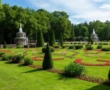 Нижний парк (Петергоф, С-Петербург) Нижний парк (Петергоф, С-Петербург)