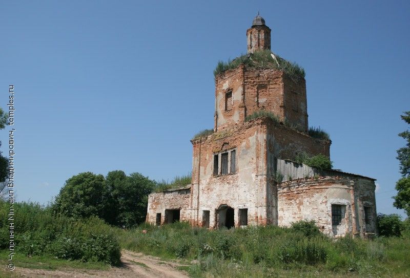 Богоявленское, вотчина князей Кольцовых-Мосальских с церковью Богоявления Господня (Калужская обл.) Богоявленское, вотчина князей Кольцовых-Мосальских с церковью Богоявления Господня (Калужская обл.)
