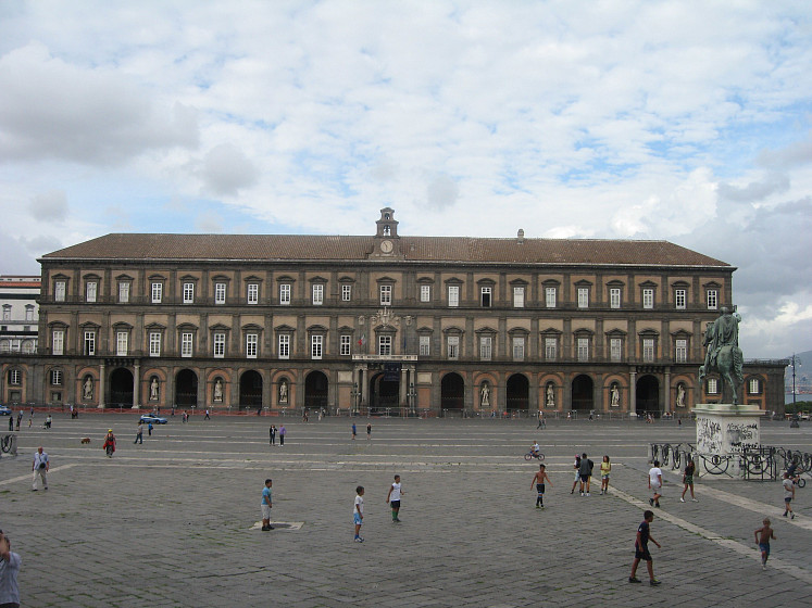 Королевский дворец в Неаполе (Palazzo Reale di Napoli)