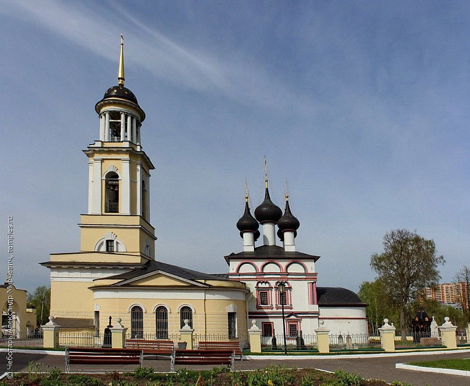 Лопасня-Зачатьевское, вотчина Васильчиковых с церковью Анны праведной Зачатия (Чехов, Московская обл.) Лопасня-Зачатьевское, вотчина Васильчиковых с церковью Анны праведной Зачатия (Чехов, Московская обл.)