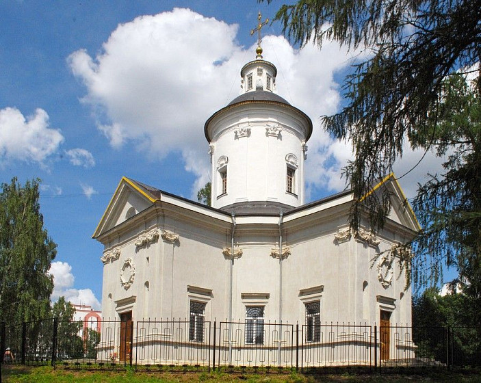Марфино (Богородское), усадьба князя Б. А. Голицына с церковью Рождества Пресвятой Богородицы (Московская обл.) Марфино (Богородское), усадьба князя Б. А. Голицына с церковью Рождества Пресвятой Богородицы (Московская обл.)