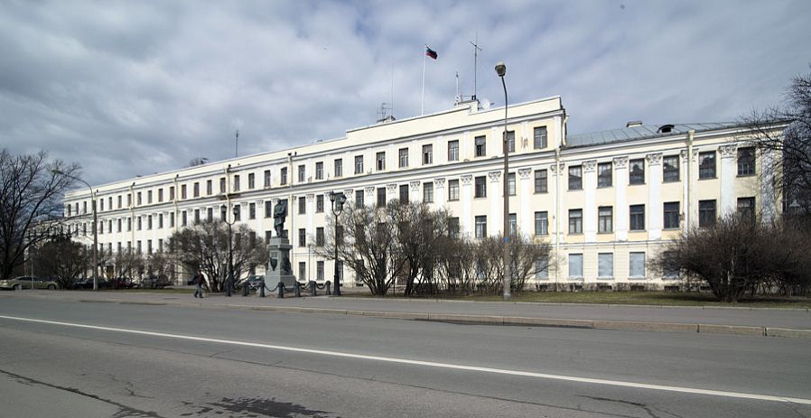Итальянский дворец (Кронштадт, С-Петербург) Итальянский дворец (Кронштадт, С-Петербург)