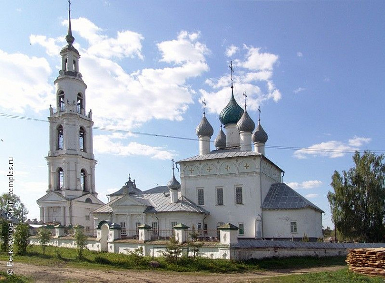 Церковь Успения Пресвятой Богородицы в Успенской Тетеринской пустыни (Костромская обл.) Церковь Успения Пресвятой Богородицы в Успенской Тетеринской пустыни (Костромская обл.)