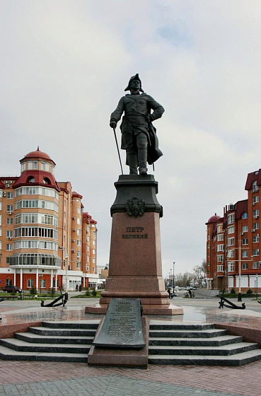 Памятник Петру I (Астрахань) Памятник Петру I (Астрахань)