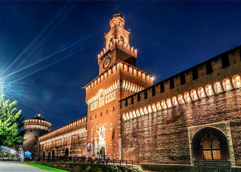 Замок Сфорца в Милане (Castello Sforzesco di Milano)