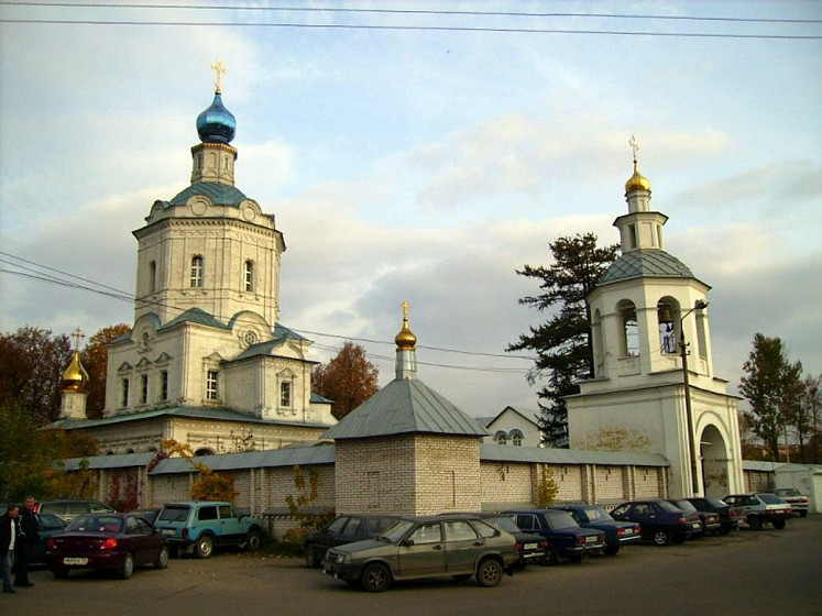 Таболово, усадьба графов Апраксиных с церковью Успения Пресвятой Богородицы (Видное, Московская обл.) Таболово, усадьба графов Апраксиных с церковью Успения Пресвятой Богородицы (Видное, Московская обл.)