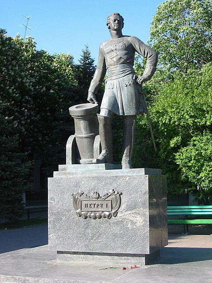 Памятник Петру I (Азов, Ростовская обл.) Памятник Петру I (Азов, Ростовская обл.)