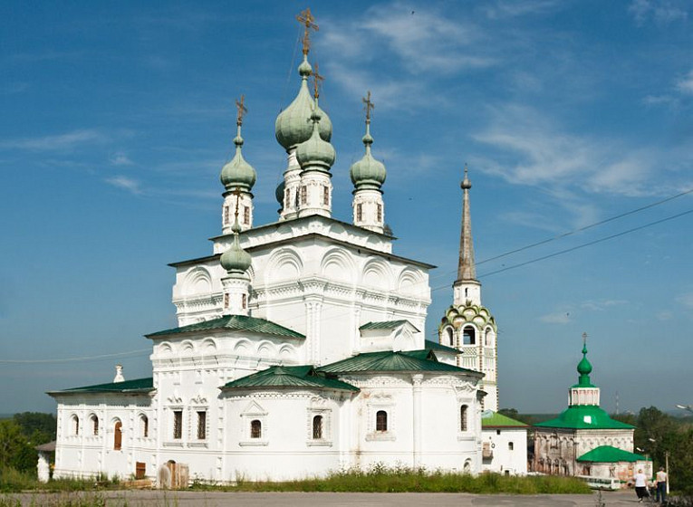 Собор Троицы Живоначальной (Соликамск, Пермский край) Собор Троицы Живоначальной (Соликамск, Пермский край)