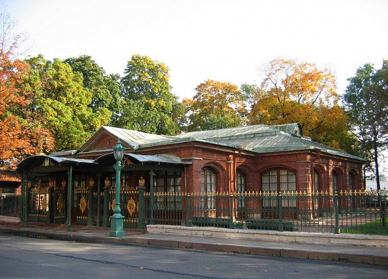 Домик Петра I (С-Петербург) Домик Петра I (С-Петербург)