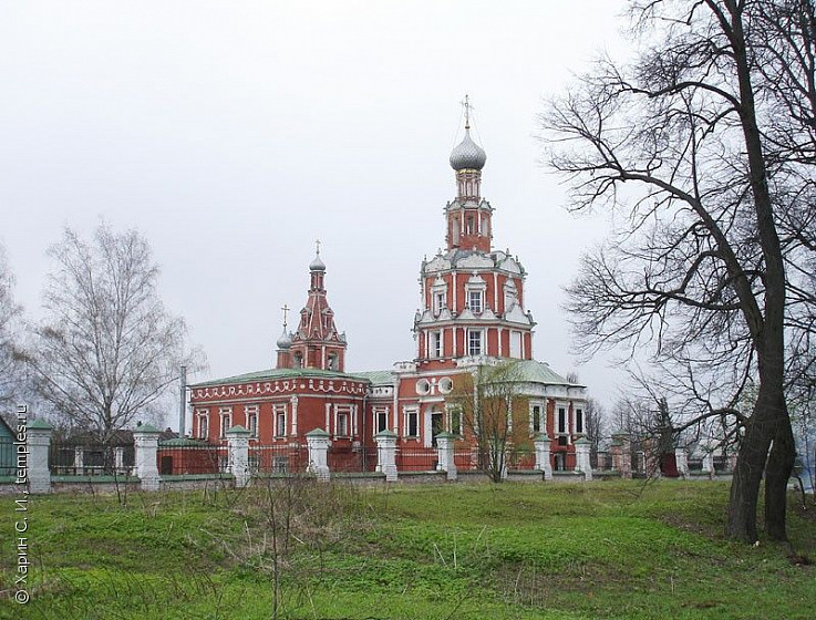 Сафарино (Софрино), вотчина Салтыковых с церковью Смоленской иконы Божией Матери (Московская обл.) Сафарино (Софрино), вотчина Салтыковых с церковью Смоленской иконы Божией Матери (Московская обл.)