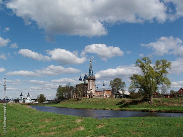 Фото: В. С. Побединский, www.temples.ru