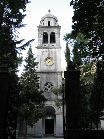 Приходская церковь святых апостолов Петра и Павла, г. Рисан (Crkva Sv. Petra i Pavla, Risan) Приходская церковь святых апостолов Петра и Павла, г. Рисан (Crkva Sv. Petra i Pavla, Risan)