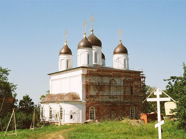 Троицкий Оптин монастырь (Болхов, Орловская обл.) Троицкий Оптин монастырь (Болхов, Орловская обл.)
