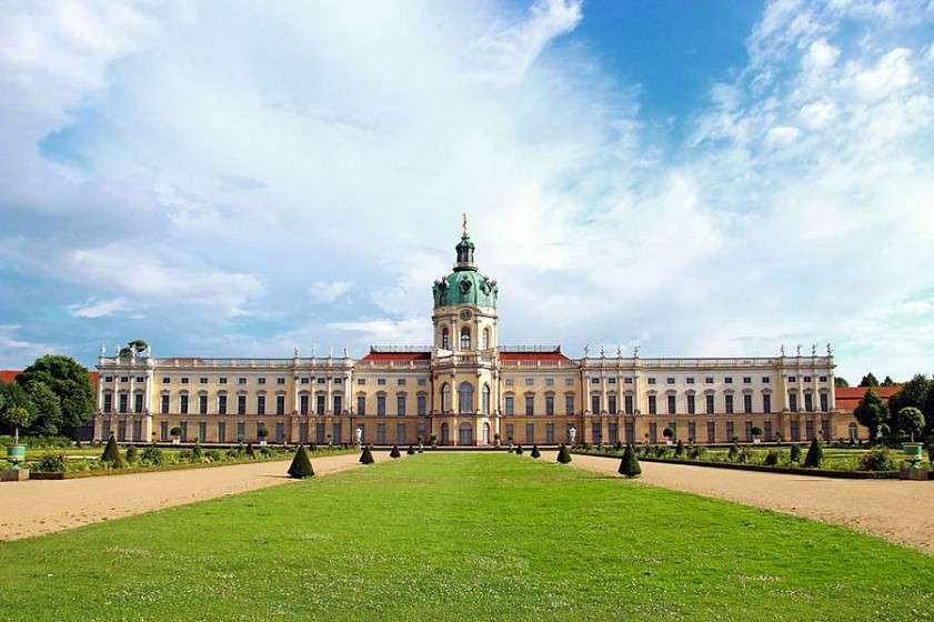 Дворец и музей Шарлоттенбург (Schloss Charlottenburg) Дворец и музей Шарлоттенбург (Schloss Charlottenburg)