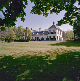 Фото: Gerard Dukker, 1999. Wikimedia Commons