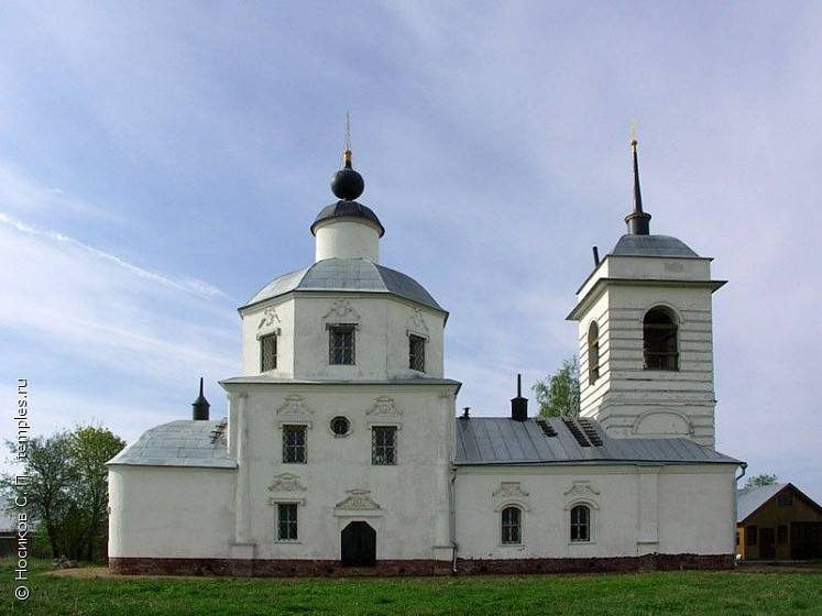 Ново-Карцево (Новое), усадьба графа П. А. Толстого с церковью Покрова Пресвятой Богородицы (Московская обл.) Ново-Карцево (Новое), усадьба графа П. А. Толстого с церковью Покрова Пресвятой Богородицы (Московская обл.)