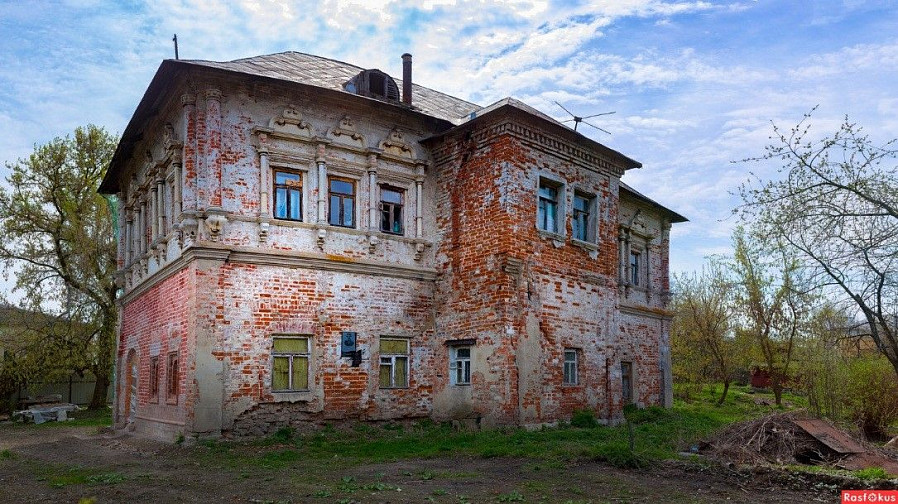 Дом воеводы (Коломна, Московская обл.) Дом воеводы (Коломна, Московская обл.)