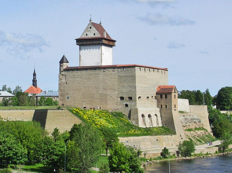 Нарвская крепость (Narva linnus) Нарвская крепость (Narva linnus)