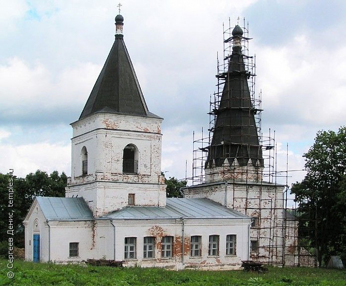 Аннино (Знаменское), усадьба Милославских с церковью иконы Божией Матери «Знамение» (Московская обл.) Аннино (Знаменское), усадьба Милославских с церковью иконы Божией Матери «Знамение» (Московская обл.)