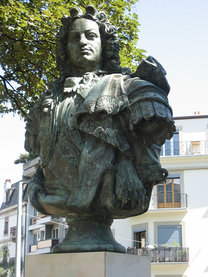 Памятник Франсуа Лефорту (бюст) (Buste de François-Le-Fort) Памятник Франсуа Лефорту (бюст) (Buste de François-Le-Fort)