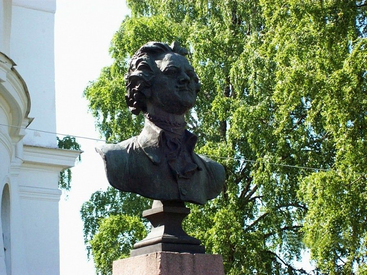 Памятник Петру I (Приозерск, Ленинградская обл.)