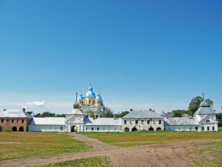 Коневский Рождество-Богородицкий монастырь (Ленинградская обл.) Коневский Рождество-Богородицкий монастырь (Ленинградская обл.)