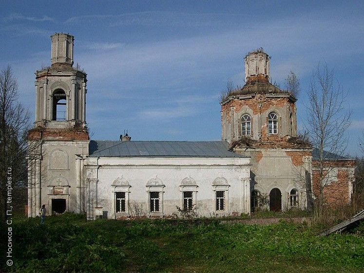 Брыньково, усадьба князей Сибирских с церковью Казанской иконы Божией Матери (Московская обл.) Брыньково, усадьба князей Сибирских с церковью Казанской иконы Божией Матери (Московская обл.)